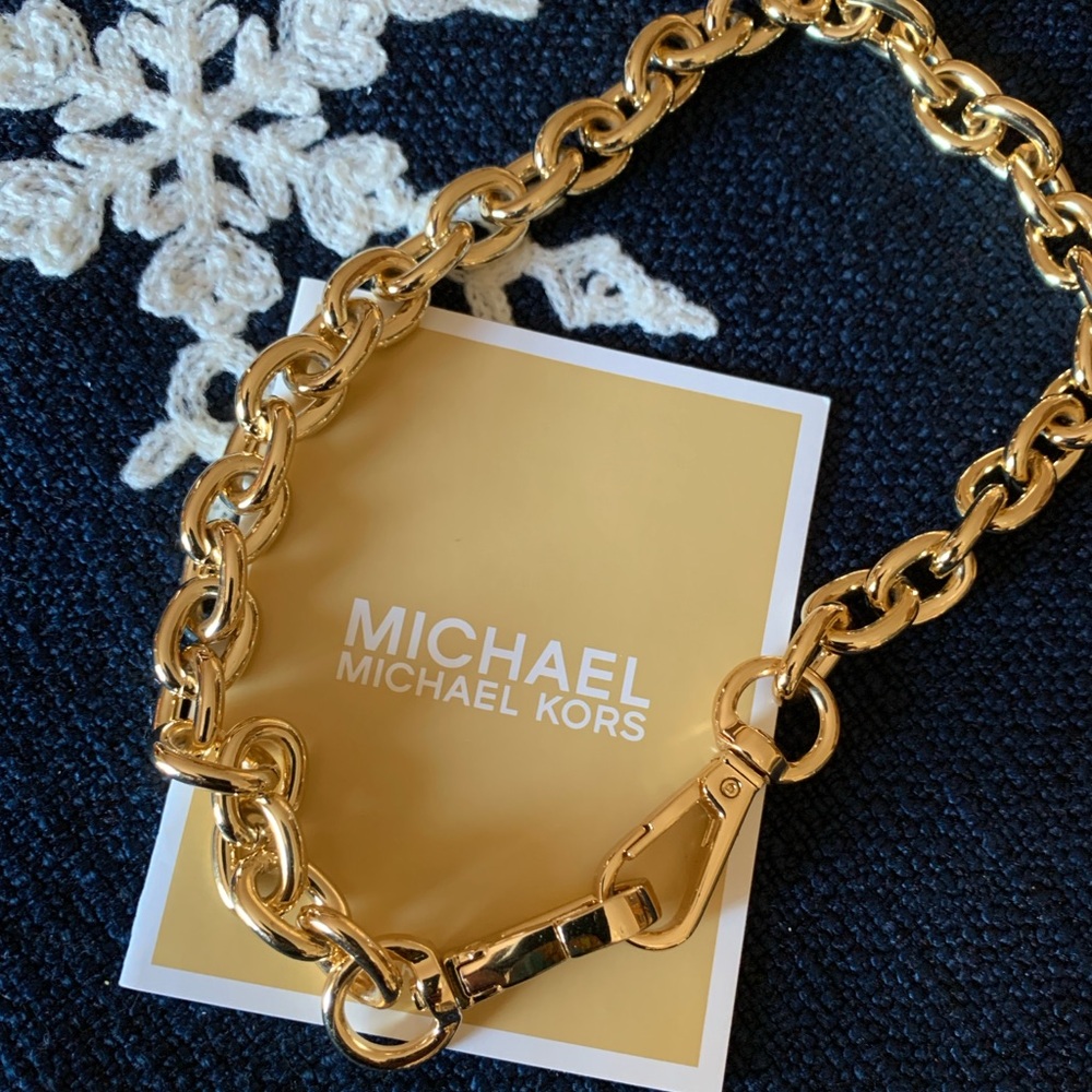 Michael Kors 🎁❤️Gold accessory chain